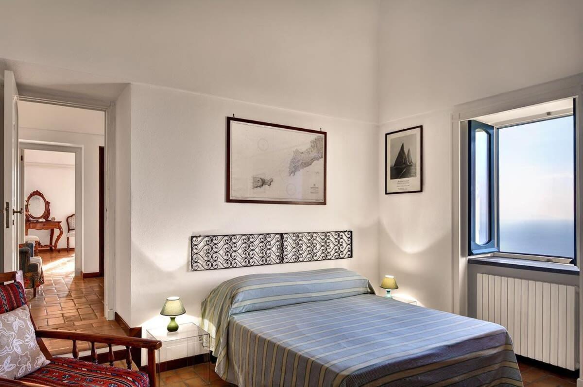 Fondo Turiello Villa Gardens Pool And Guest Services Sant'Agata sui due Golfi Exterior photo