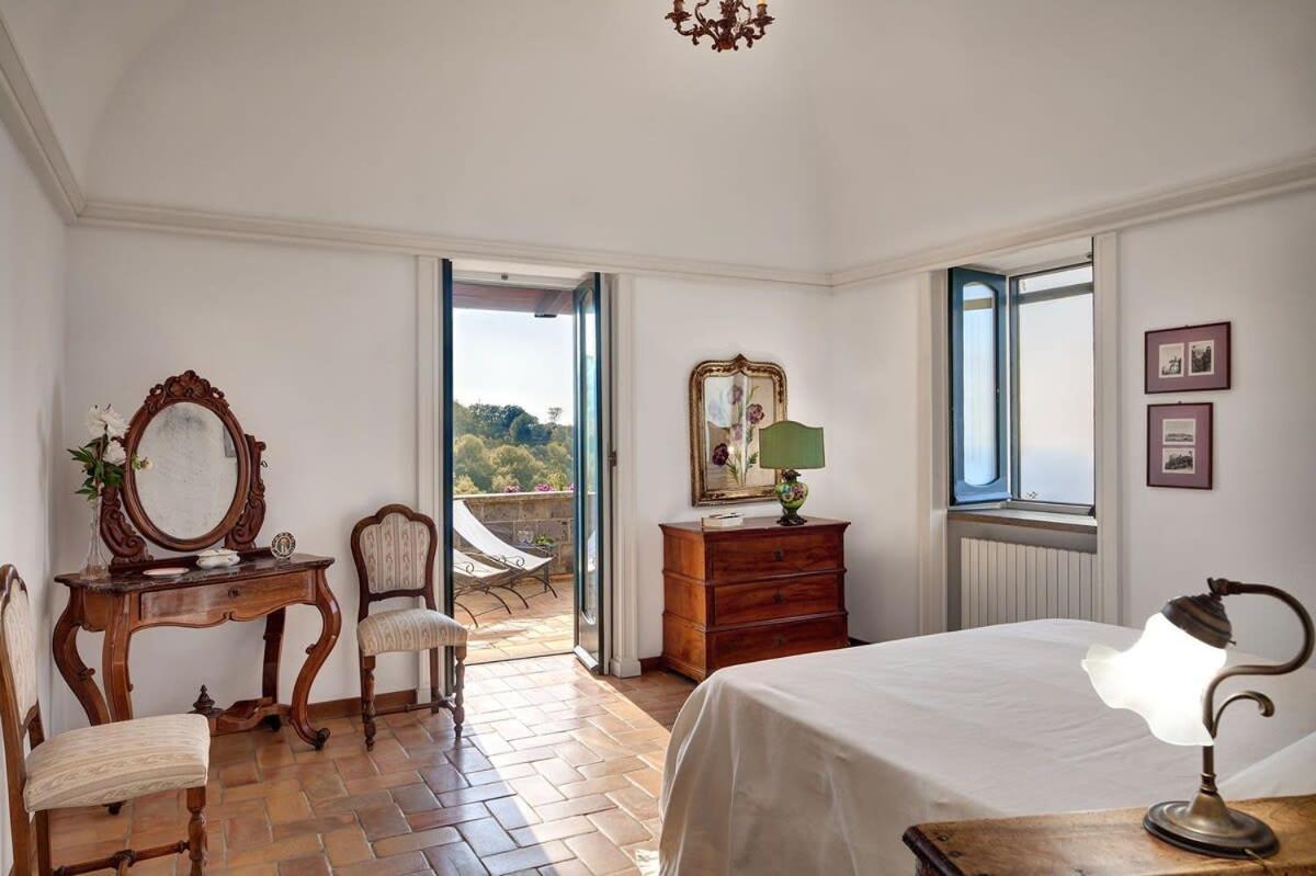 Fondo Turiello Villa Gardens Pool And Guest Services Sant'Agata sui due Golfi Exterior photo